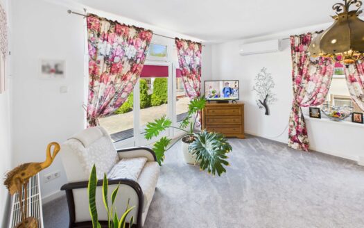Dęblin, ul. Pułaskiego | 2 domy, 3 niezależne mieszkania | 1884 m² działki!