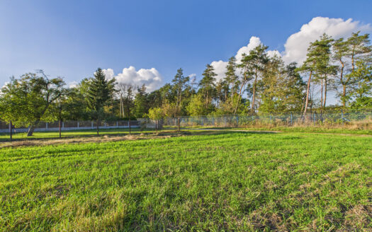 🌿 Działka budowlana z pozwoleniem na budowę – Dęblin, ul. Długa – 1331 m²