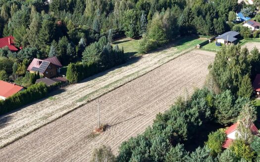 🌿 Twój azyl wśród jezior i lasów – działka na sprzedaż na pojezierzu Łęczyńsko-Włodawskim
